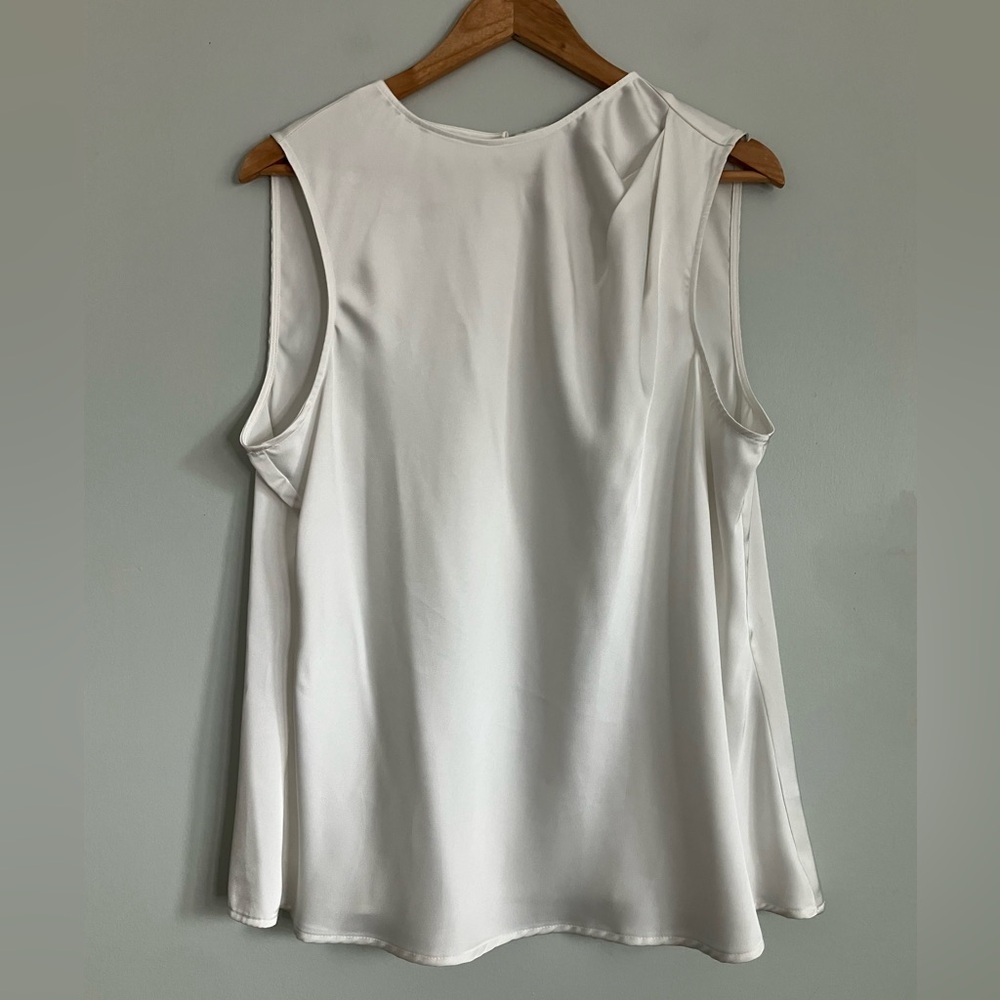 HALOGEN White Subtle Metallic High Neck Tank Blouse Size XL